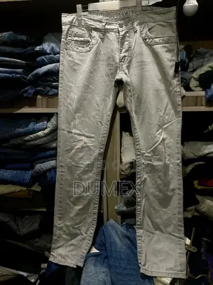 First Grade Men Used Jeans