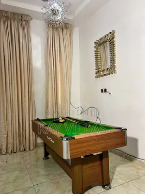 Luxury 1 Bedroom Shortlet With Snooker