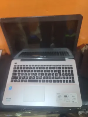 Laptop Asus X555LA 8GB Intel Core Ultra 7 HDD 1T