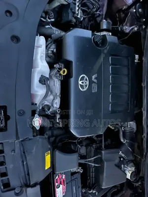 Toyota Avalon XLE Sedar FWD (3.5L 6cyl 6A) 2013 Burgundy