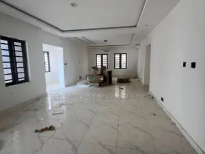 4bdrm Duplex in Lekki Phase 2 for rent