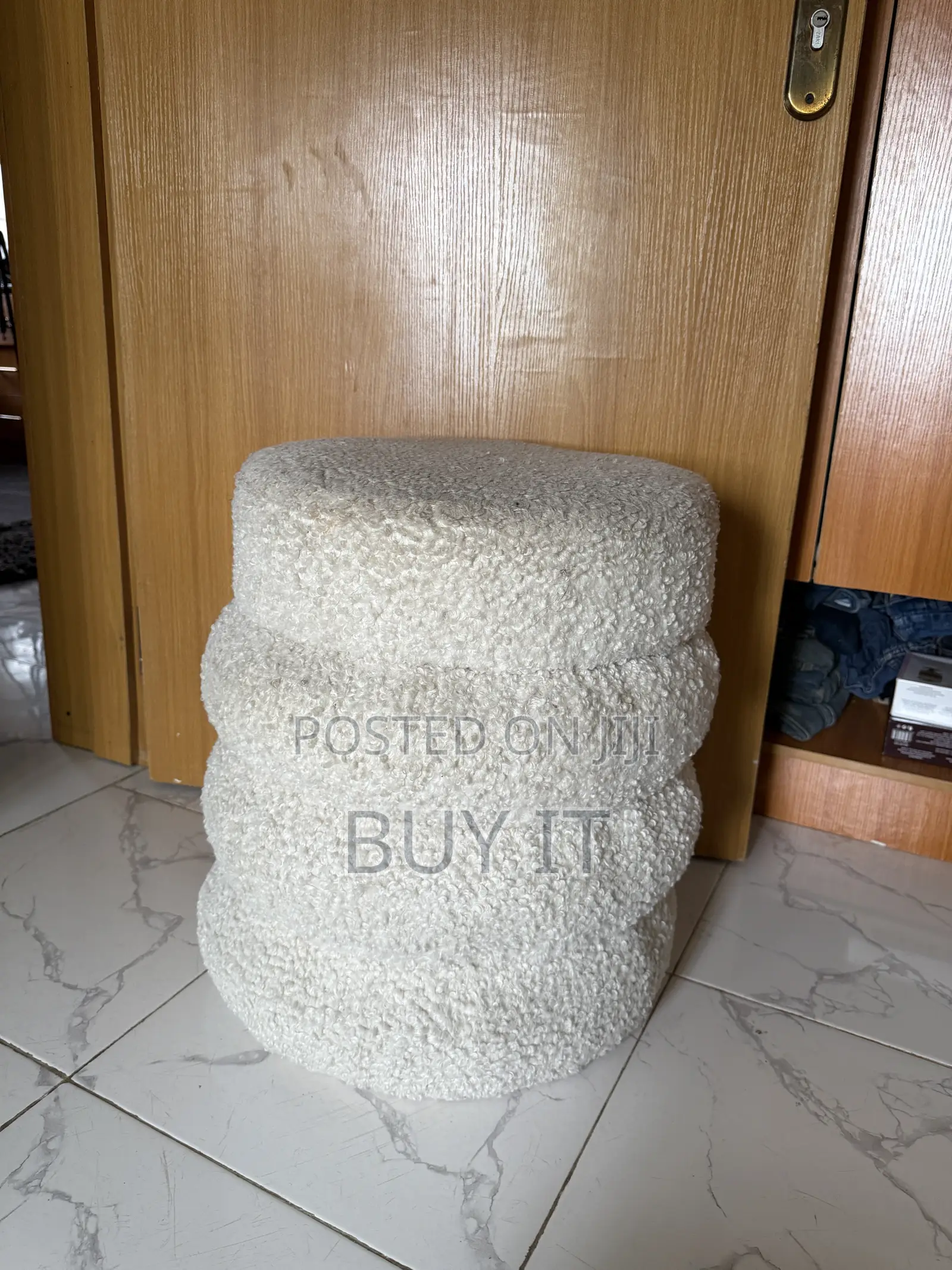 Stool / Vanity Stool