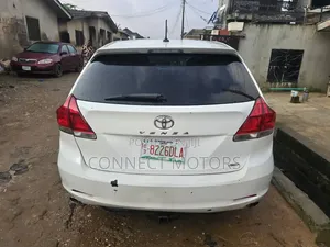 Toyota Venza 2011 White