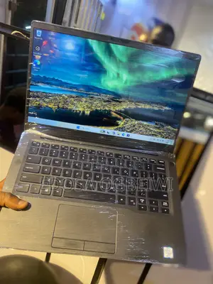 Laptop Dell Latitude 7400 8GB Intel Core i7 SSD 128GB