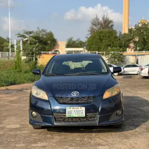 Toyota Matrix S Hatchback AWD (2.4L 4cyl 4A) 2010 Blue