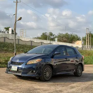 Toyota Matrix S Hatchback AWD (2.4L 4cyl 4A) 2010 Blue
