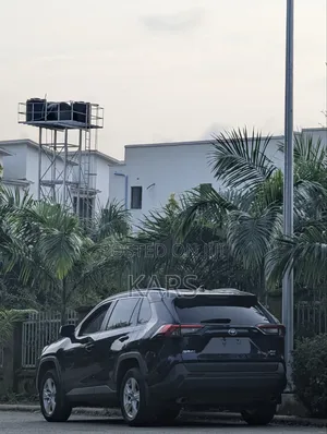 Toyota RAV4 2021 Blue