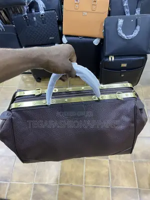 Quality Gladstone Doctor- Style Travel Bag / Duffle Bag