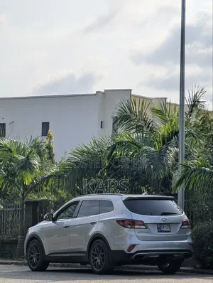 Hyundai Santa Fe 2017 Silver