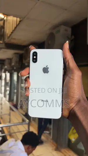 Apple iPhone X 64 GB White
