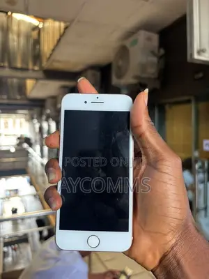 Apple iPhone 8 64 GB Gold
