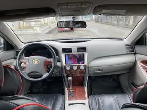 Toyota Camry LE 4dr Sedan (2.4L 4cyl 5A) 2009 Gray