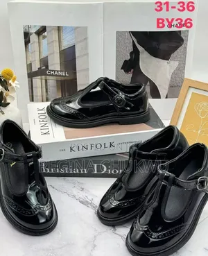 Baby Girl Glossy School Shoe