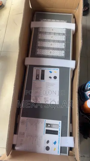Benita Solar Streetlight 500w (All-in-One) Industrial