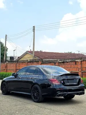 Mercedes-Benz E63 2017 Black