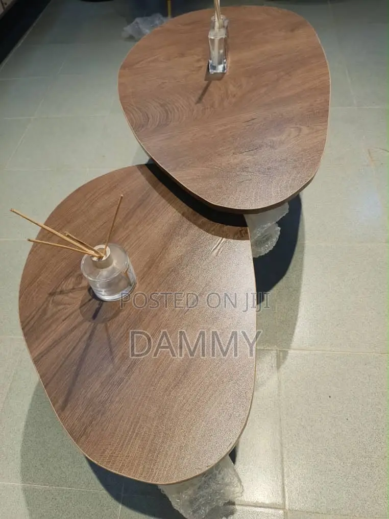 2-in-1 Nesting Coffee Table