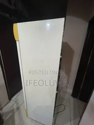 A Display Chiller Fridge, Beaverage Display Cooler.