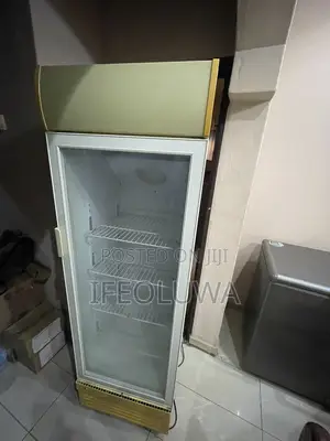 A Display Chiller Fridge, Beaverage Display Cooler.