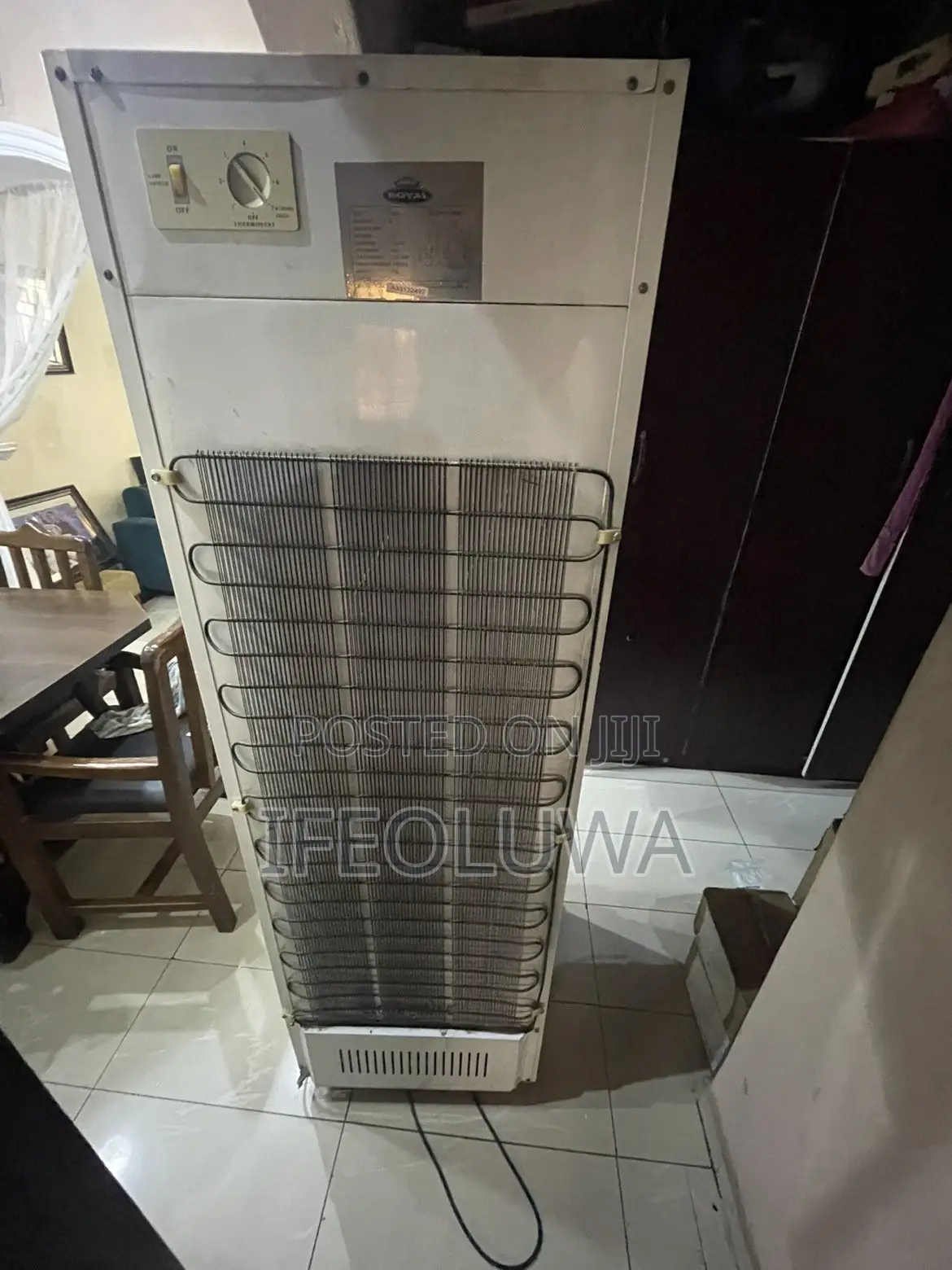 A Display Chiller Fridge, Beaverage Display Cooler.