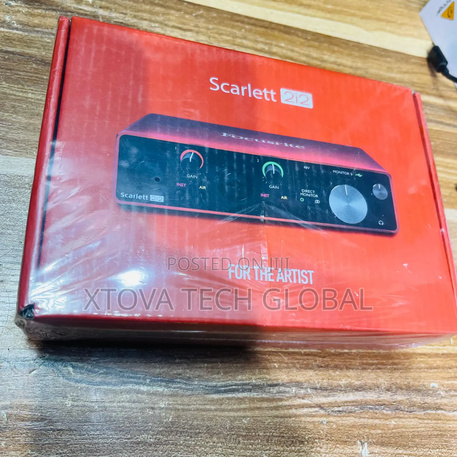 Focusrite Scarlett 2i2 4th Gen USB Audio Interface