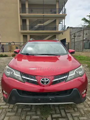 Toyota RAV4 2015 Red