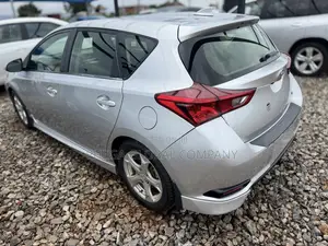 Toyota Corolla 2018 Silver