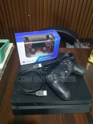 Intact Uk Used Playstation 4 Slim With 7 Games 2 Controllers