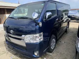 Toyota HiAce 2014 Blue