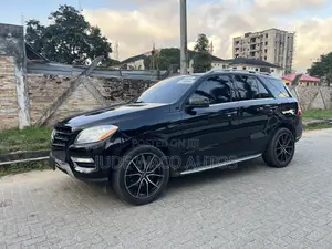 Mercedes-Benz M Class ML350 4MATIC 4dr SUV AWD (3.5L 6cyl 7A) 2015