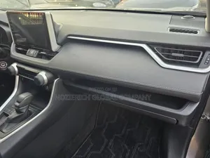 Toyota RAV4 2022 Gray