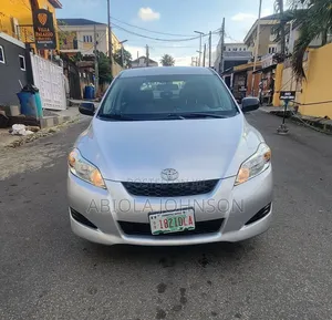 Toyota Matrix 2011 Silver