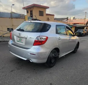 Toyota Matrix 2011 Silver