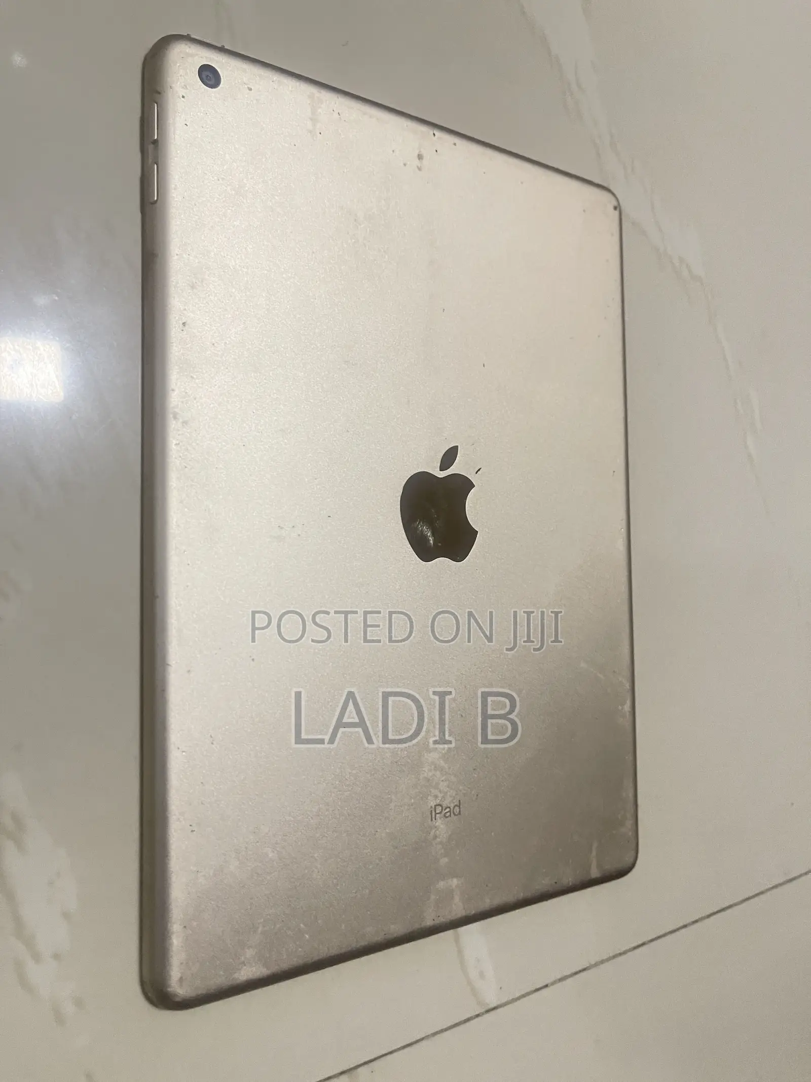 Apple iPad 5 (2022) 32 GB Pink