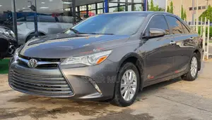Toyota Camry XSE 4dr Sedan (2.5l 4cyl 6A) 2016 Gray