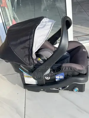 Baby Trend Solid Imported Well Padded Infant Carrier Car Seat