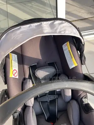 Baby Trend Solid Imported Well Padded Infant Carrier Car Seat