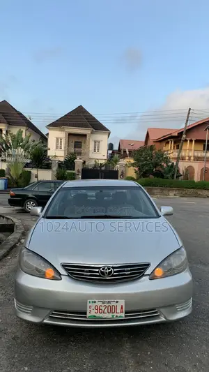 Toyota Camry 2006 Silver