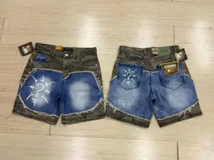 Short Jeans