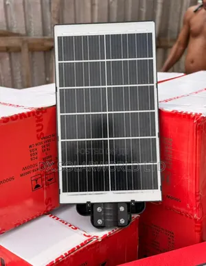 Sukhig Solar Street Light – All-in-One Outdoor Security Light