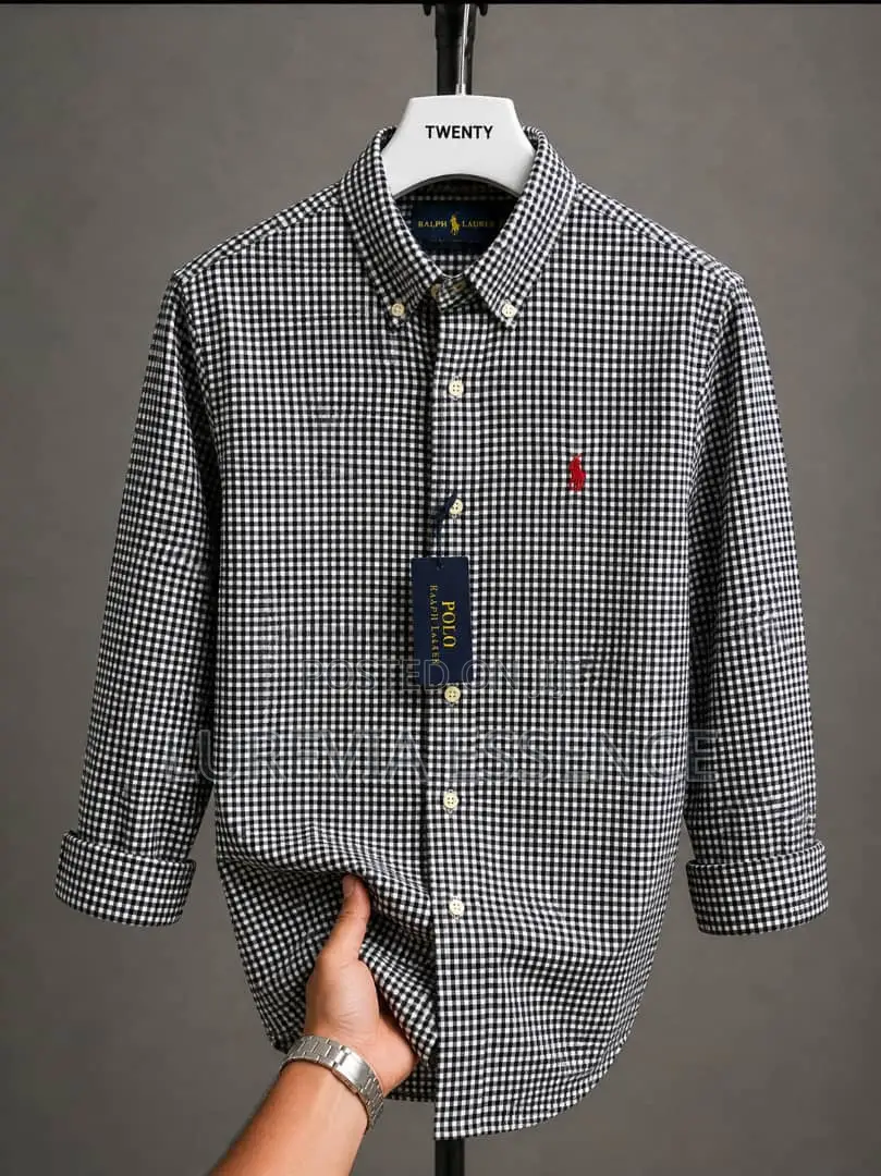 Men’s Blue White Checkered Long-Sleeve Shirt