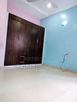 3bdrm Apartment in Main Shelter Afrique for rent