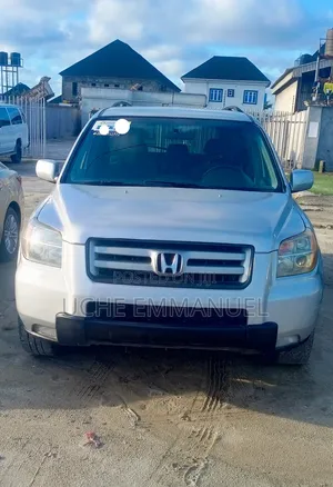 Honda Pilot 2005 White