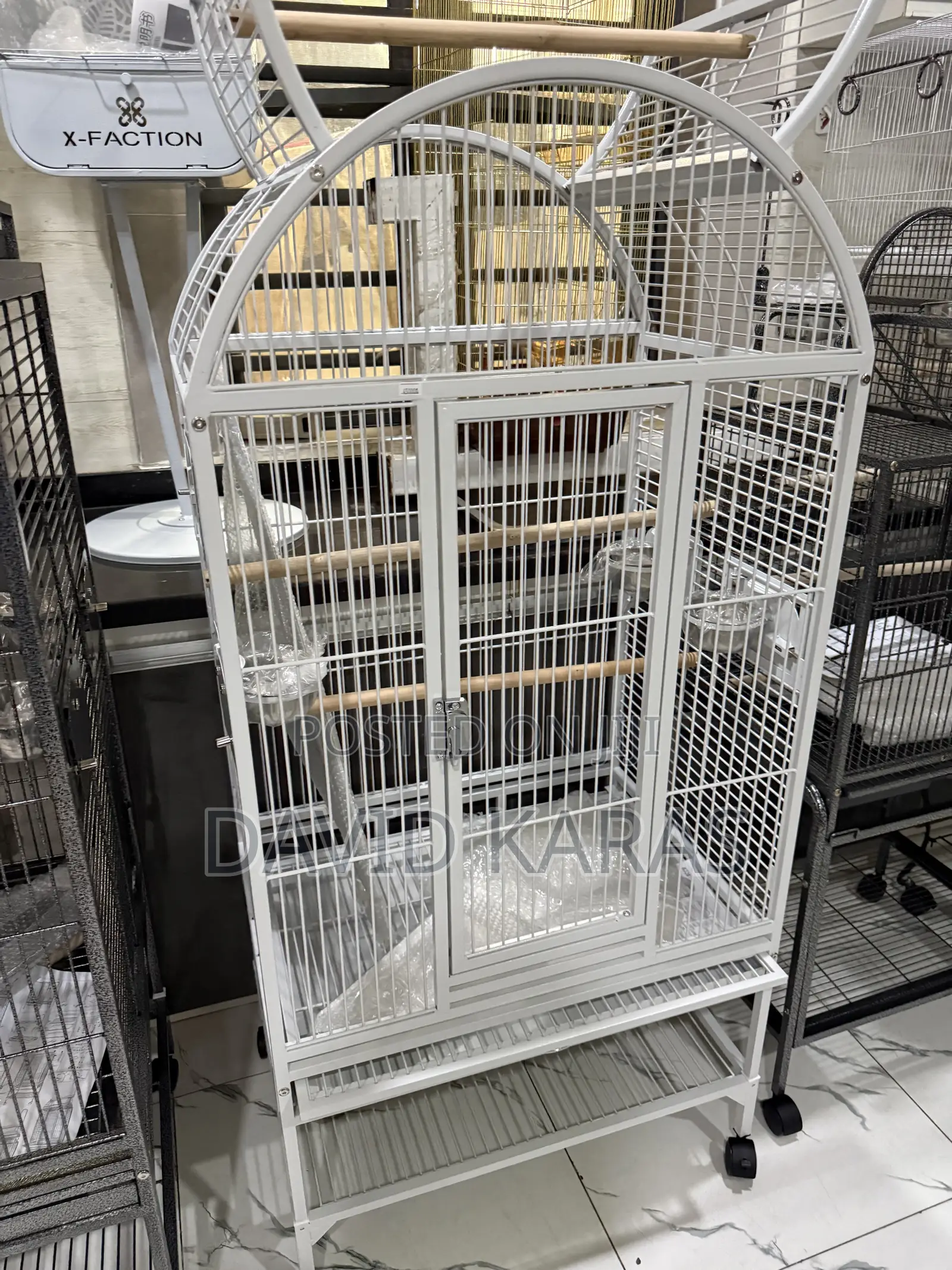 Dome Shaped Parrot Cage NS8228