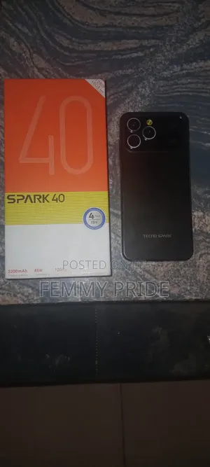 Tecno Spark 40 128 GB Black