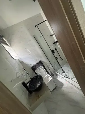4bdrm Duplex in Lekki Phase 2 for rent