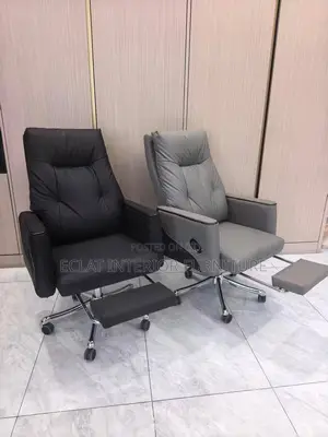 Executive Office Chair With Legrest