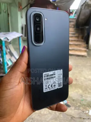 Infinix Hot 70 128 GB Black