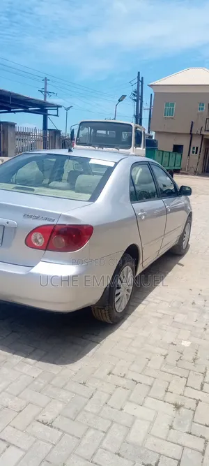 Toyota Corolla 2006 White