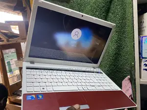 Laptop Packard Bell 4GB Intel Core i3 SSD 128GB