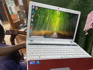 Laptop Packard Bell 4GB Intel Core i3 SSD 128GB